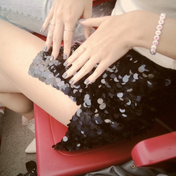 Navy Blue Sequin Mini Skirt with Slit - Picture 6 of 6